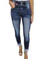 048bf0e4 9fbc 418f 9150 60badd59abf6.jpg