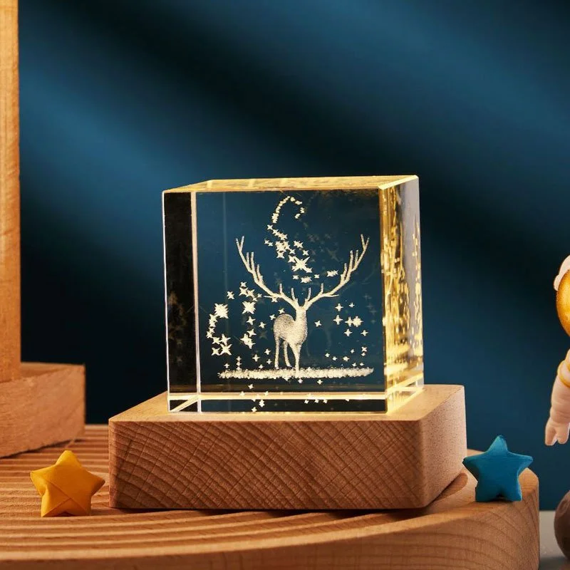 3d transparent crystal cube