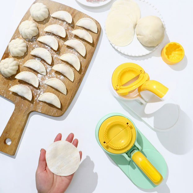 kitchen multi function dumpling wrapper press device